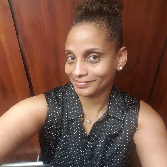 Meet your Posher, K - Picture 1 of 1